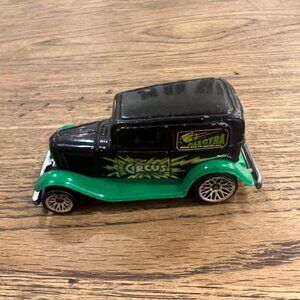 Hot Wheels 1988 Alectra Toy Car Circus On Wheels Green & Black